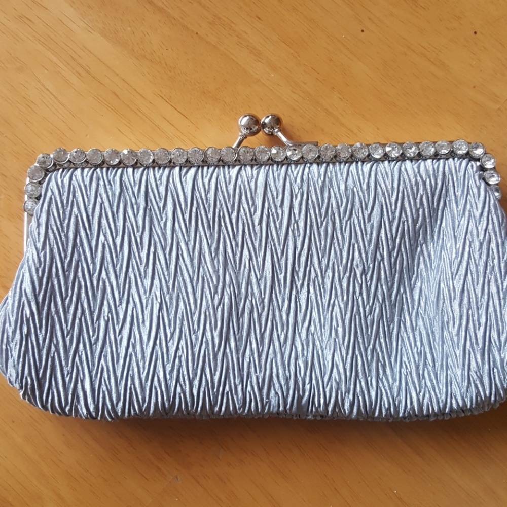 Silver/gray evening bag